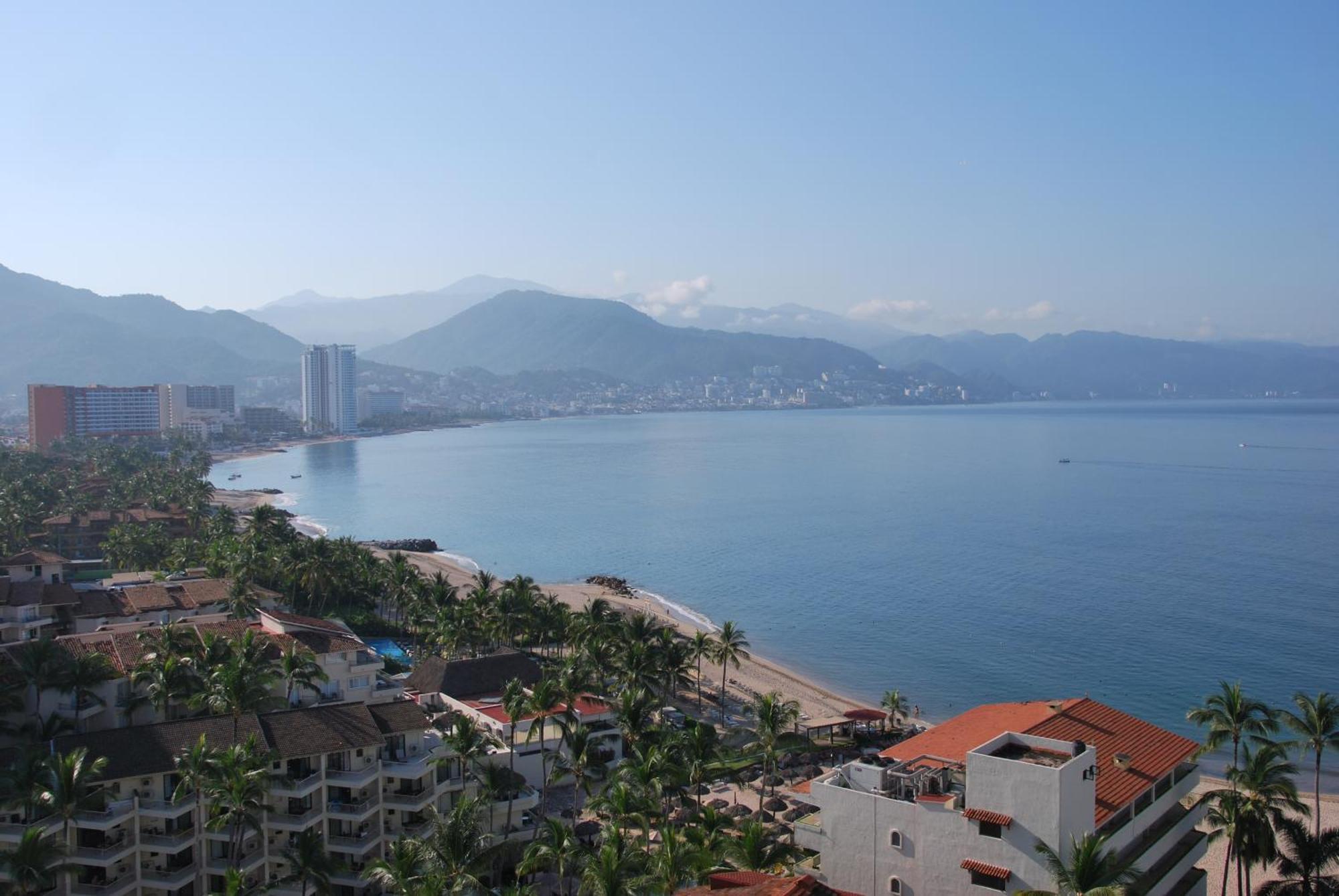 Beachfront View Condo Beside La Isla Mall Puerto Vallarta Eksteriør billede